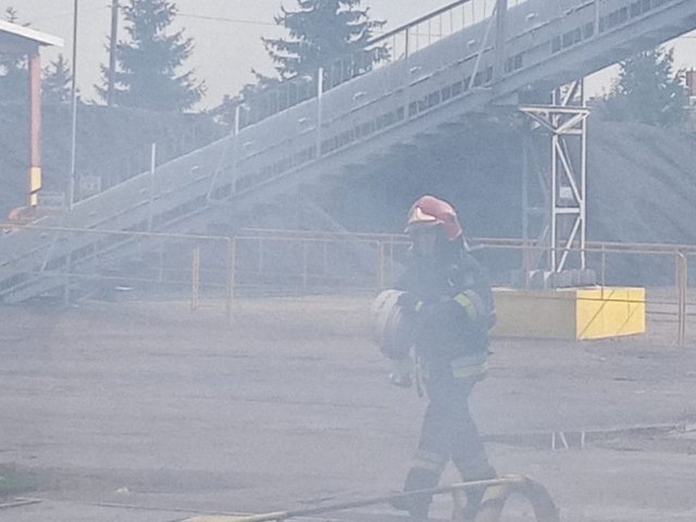 Pożar w zakładzie ciepłowni „Veolia Północ” w Przasnyszu